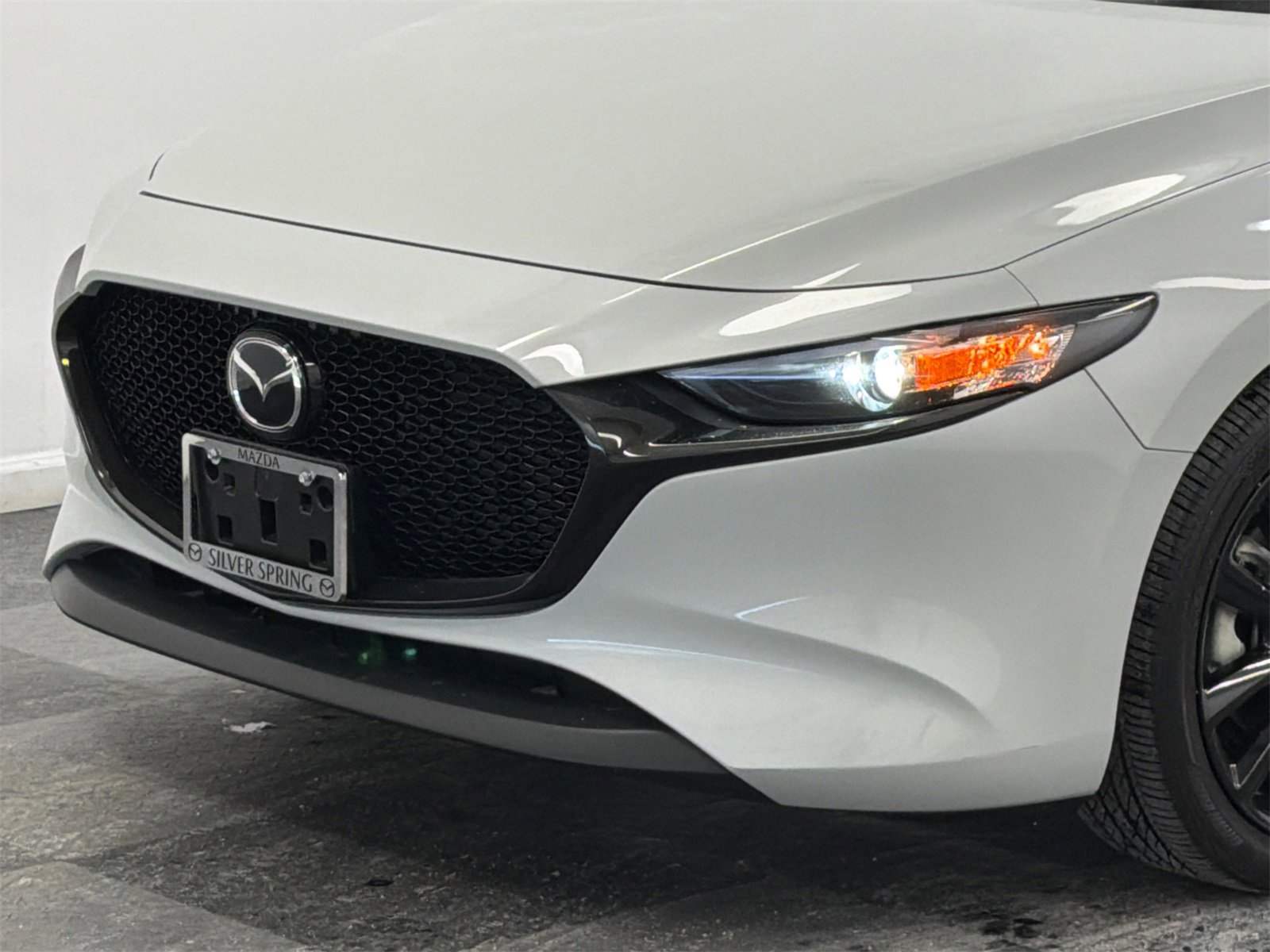 Certified 2025 MAZDA MAZDA3 s Sport image 2