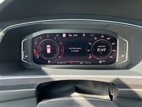 Used 2024 Volkswagen Tiguan SEL R-Line AWD/4WD image 11