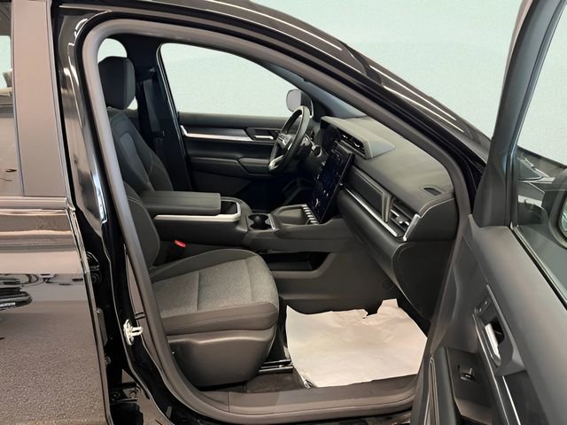 Used 2025 GMC Terrain Elevation image 11