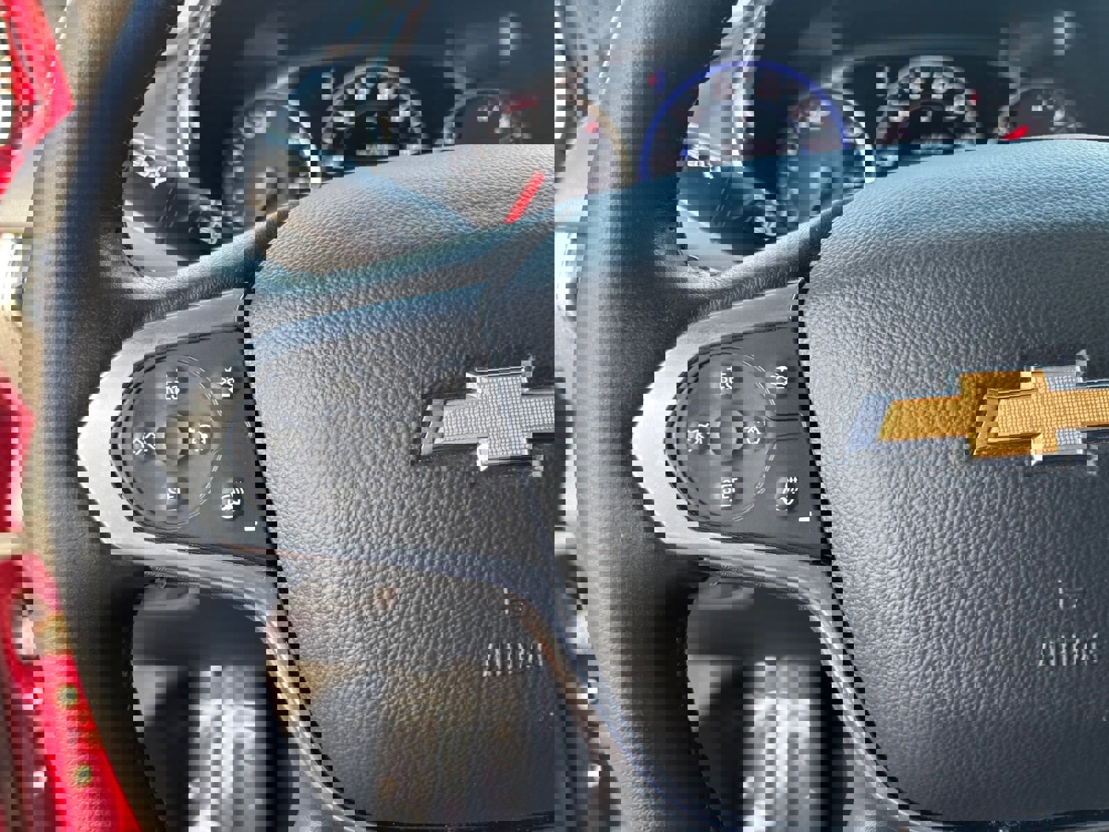 Used 2022 Chevrolet Traverse Premier w/ LPO, 'HIT The Road' Package image 30