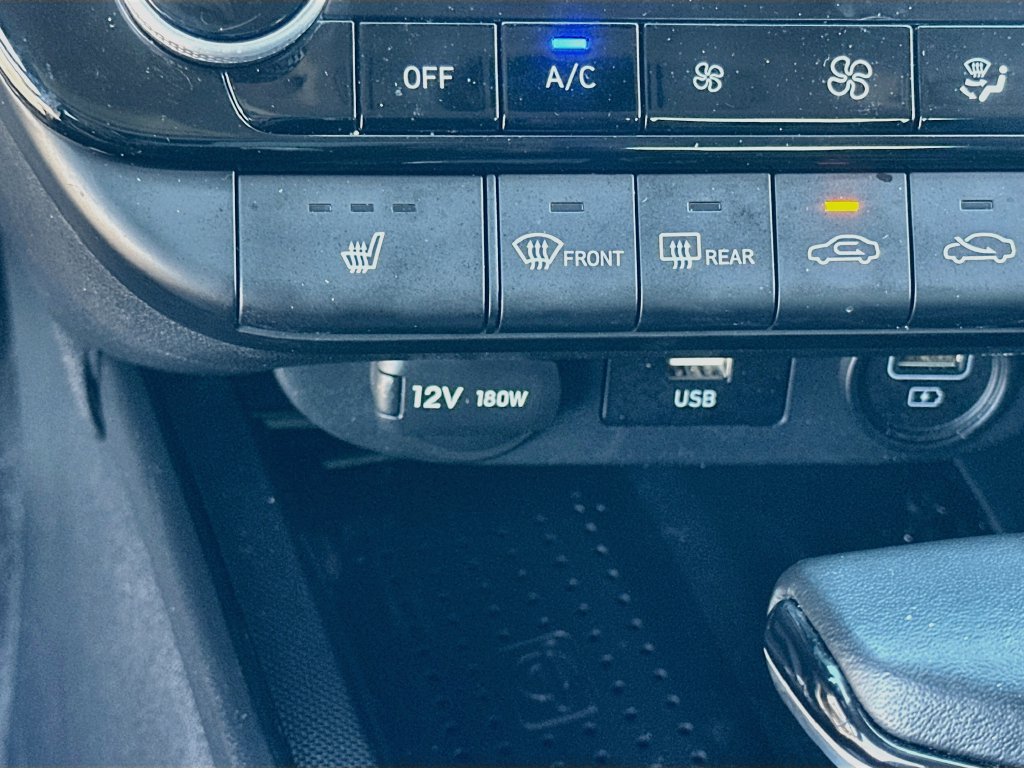 Used 2023 Hyundai Elantra SEL w/ Convenience Package FWD image 20