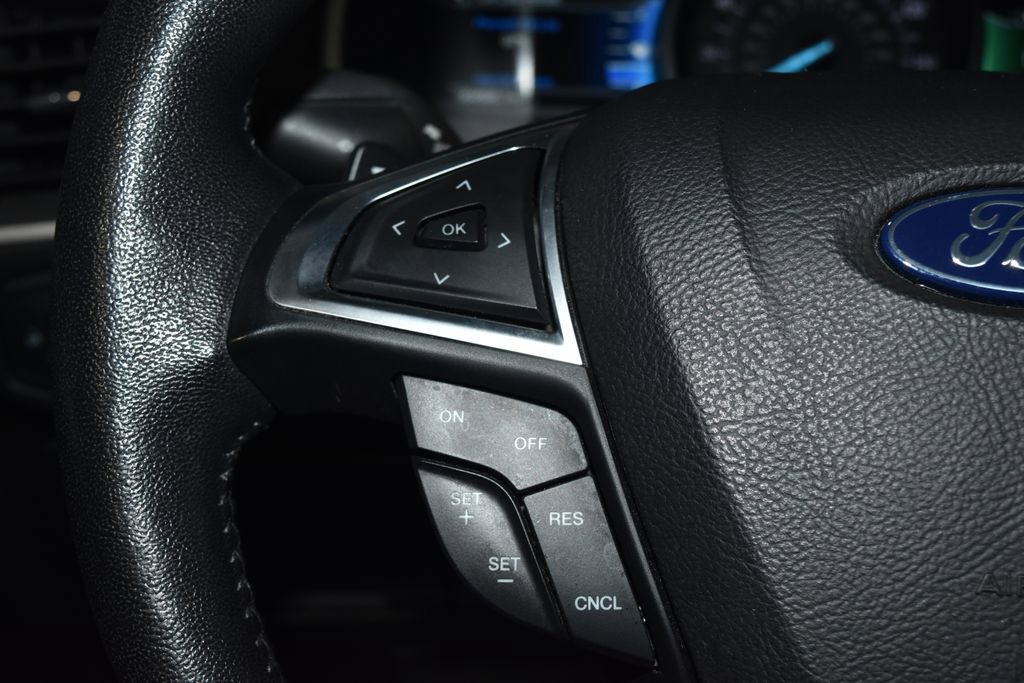Used 2018 Ford Edge SEL w/ Equipment Group 201A AWD/4WD image 7