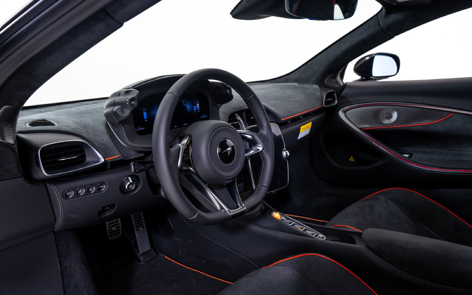 New 2026 McLaren Artura RWD image 16