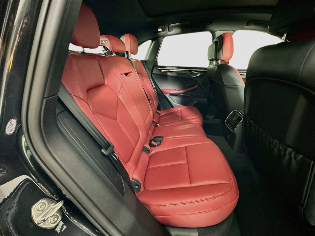 New 2026 Porsche Macan AWD/4WD image 29