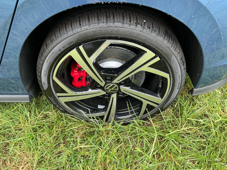 New 2025 Volkswagen GTI SE image 20