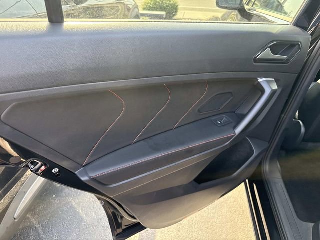 Used 2024 Volkswagen Tiguan Wolfsburg Edition image 19