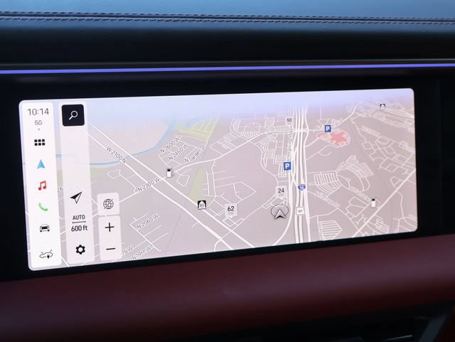 Certified 2025 Porsche Macan 4 Electric AWD/4WD image 19