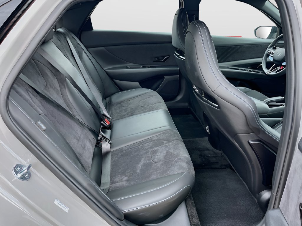 Used 2025 Hyundai Elantra N FWD image 30