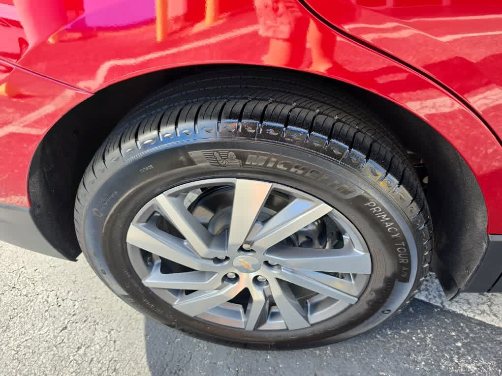 Used 2024 Chevrolet Equinox Premier FWD image 19