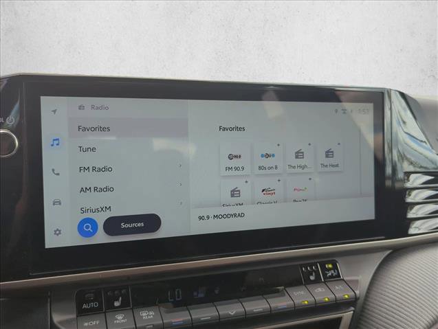 Used 2026 Toyota Camry SE w/ Multimedia Upgrade Package FWD image 18