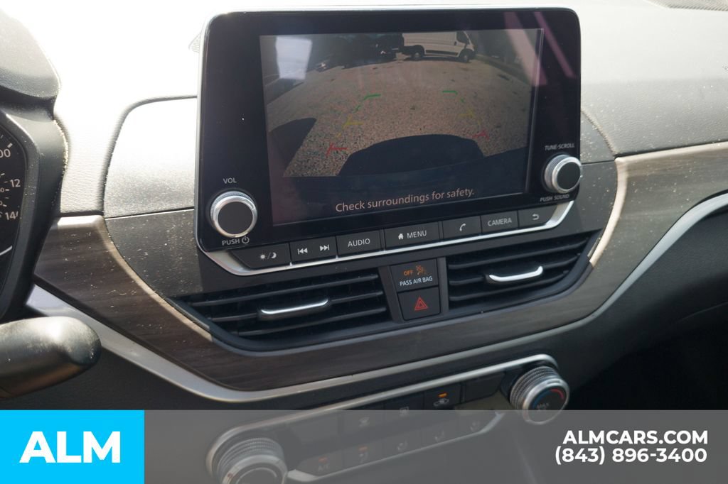 Used 2024 Nissan Altima 2.5 SV FWD image 9