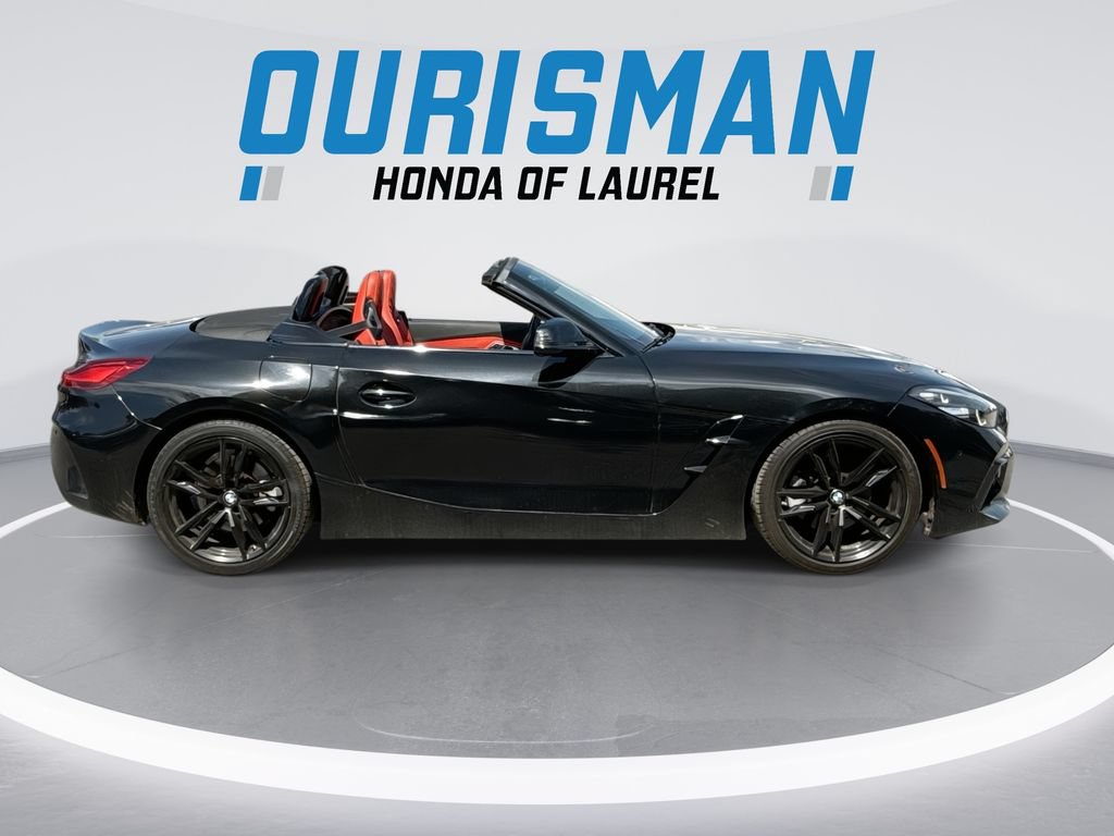 Used 2022 BMW Z4 sDrive30i w/ M Sport Package RWD image 9