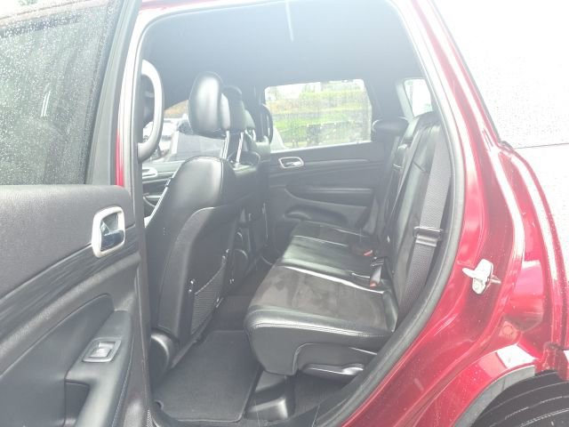 Used 2020 Jeep Grand Cherokee Altitude AWD/4WD image 26
