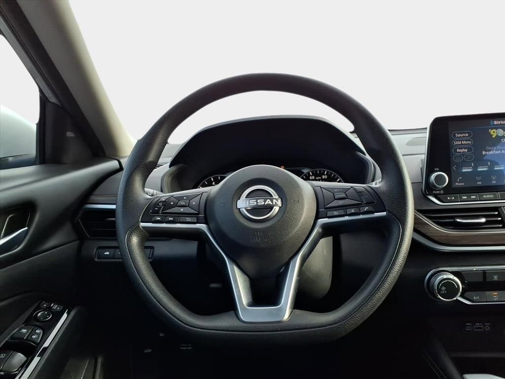 Used 2023 Nissan Altima 2.5 SV image 11
