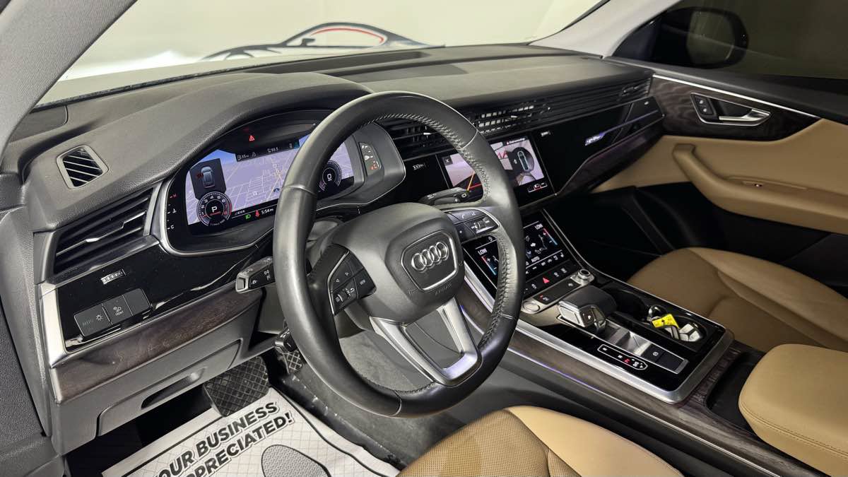 Used 2020 Audi Q8 Premium Plus w/ Premium Plus Package AWD/4WD image 14