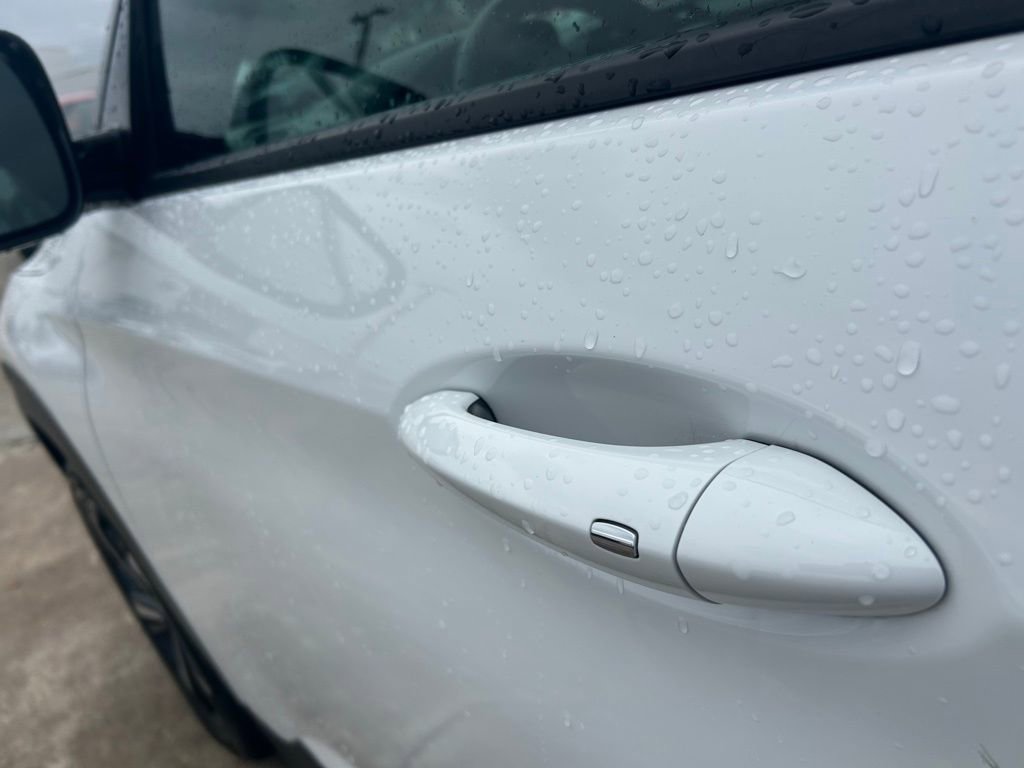 Used 2021 Chevrolet TrailBlazer RS w/ Technology Package image 27