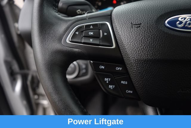 Used 2017 Ford Escape Titanium AWD/4WD image 6