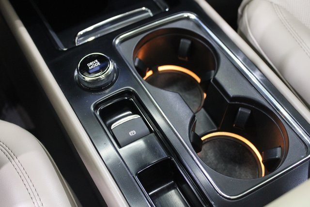 Used 2021 Lincoln Corsair FWD w/ Premium Package image 16