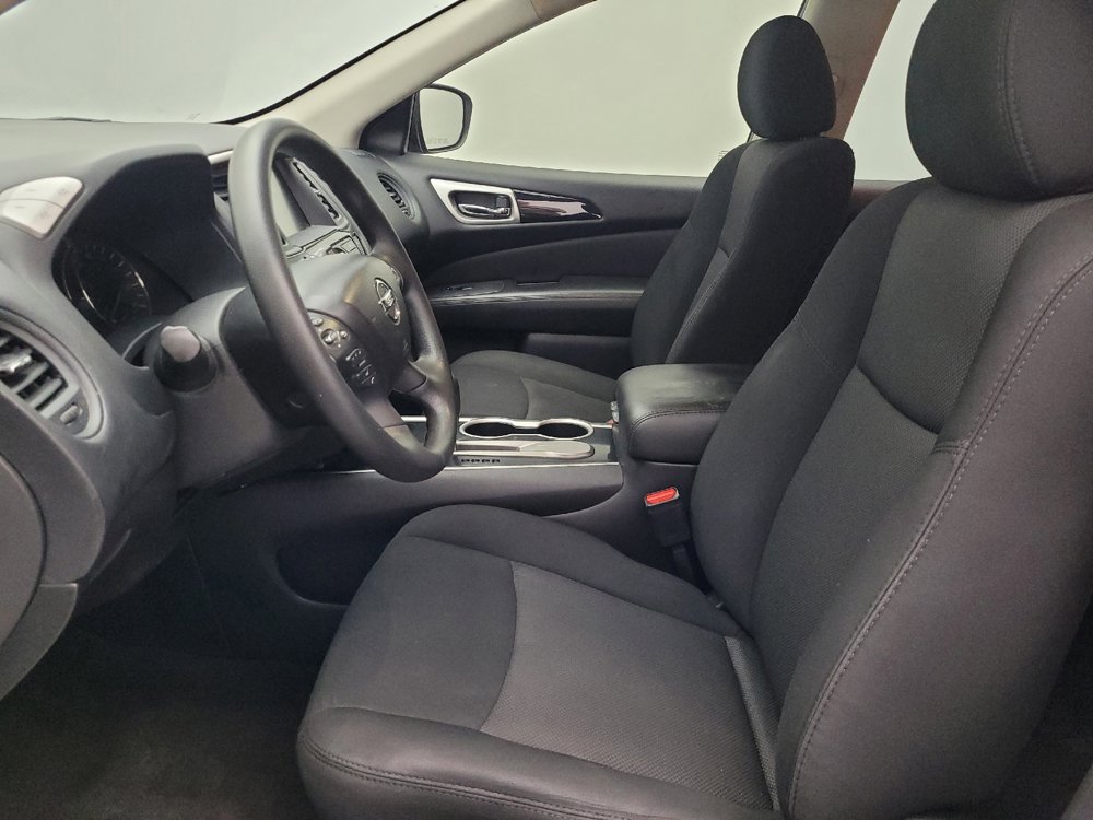 Used 2020 Nissan Pathfinder S image 17