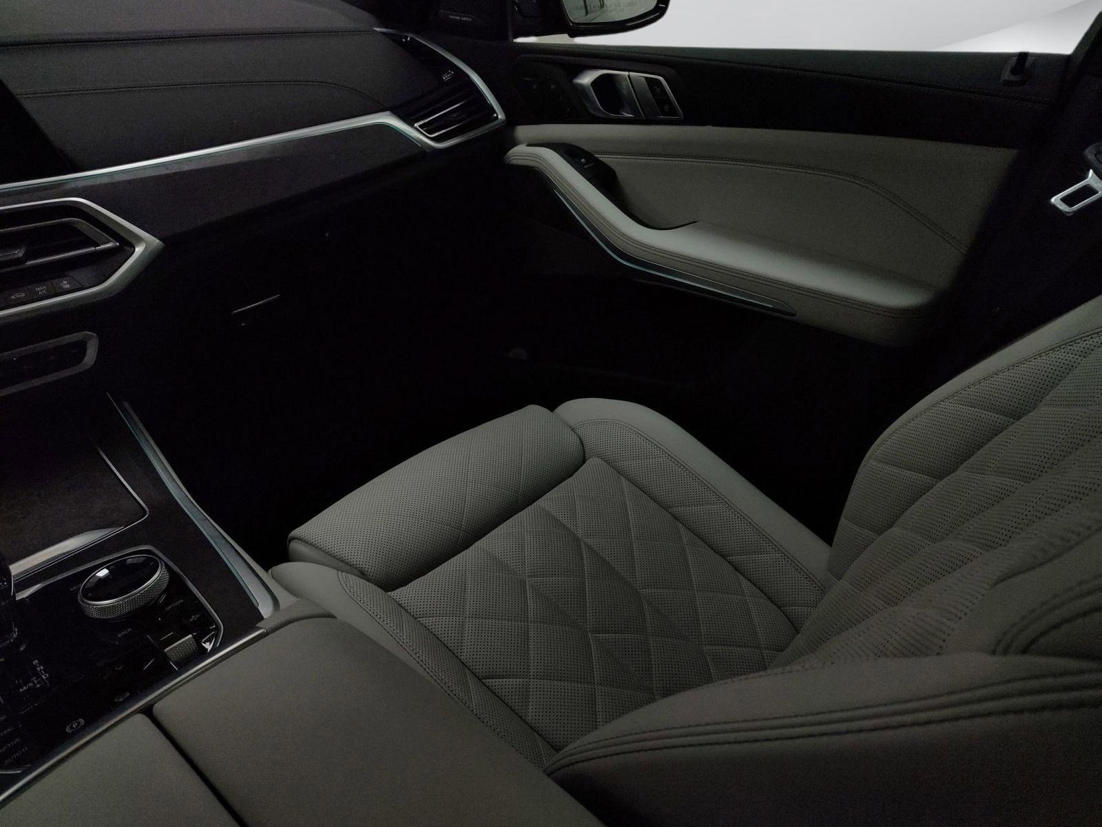 Certified 2023 BMW X5 xDrive45e w/ Executive Package image 26