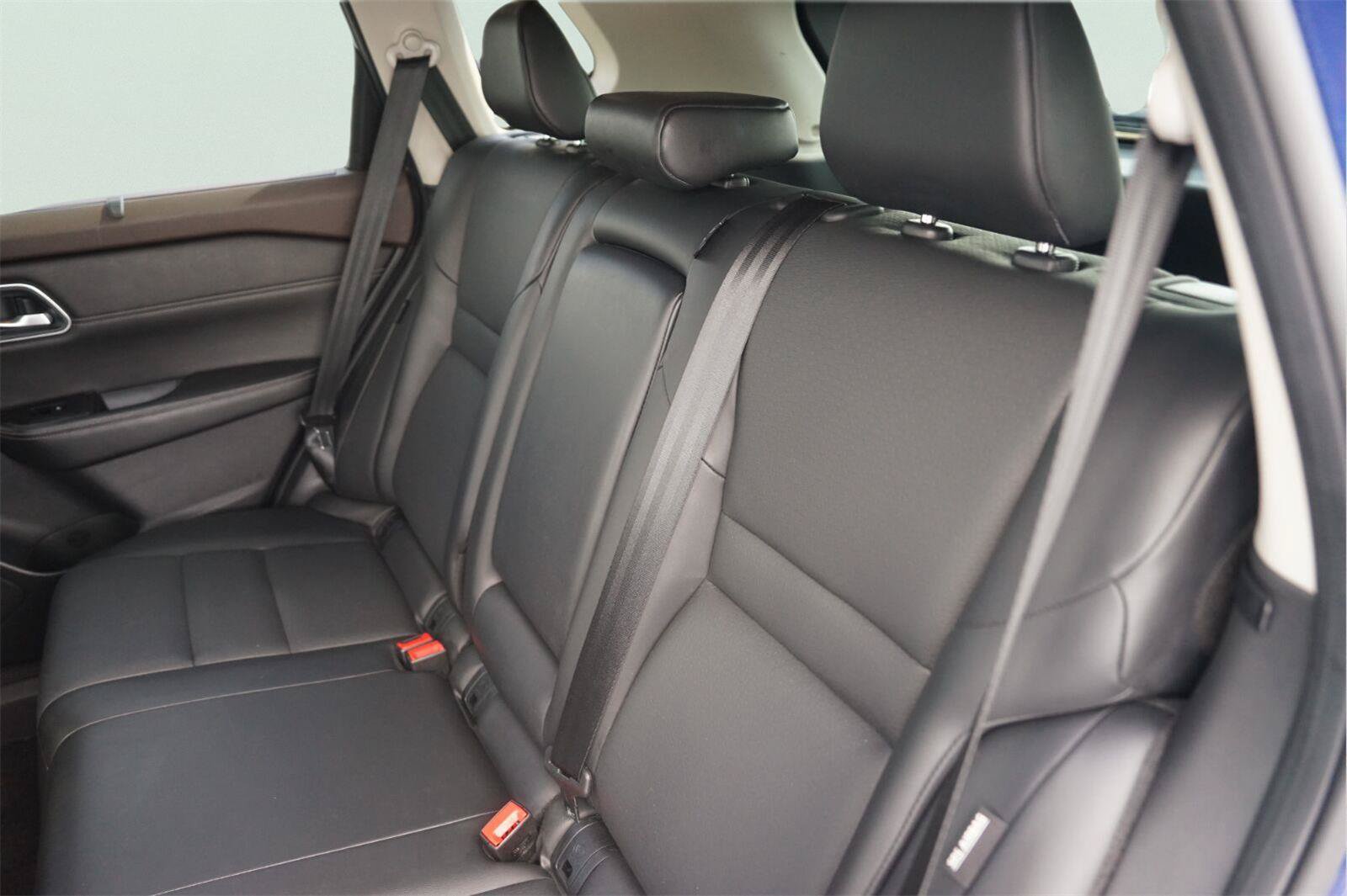 Used 2021 Nissan Rogue SV w/ Premium Package FWD image 14