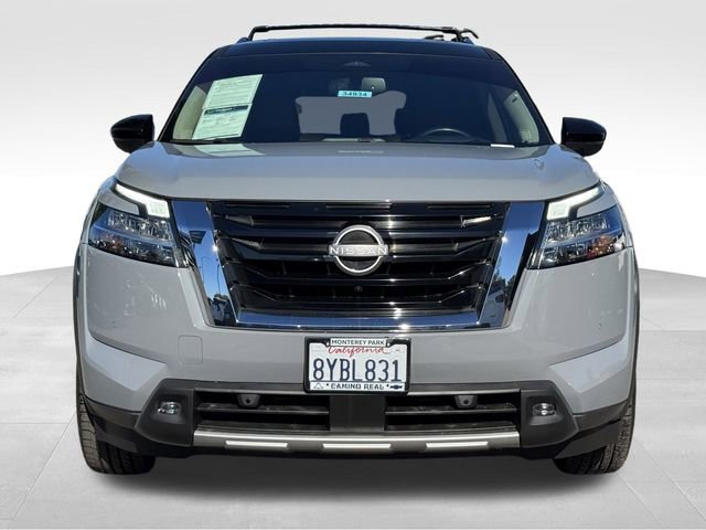 Used 2022 Nissan Pathfinder Platinum w/ Cargo Package image 2
