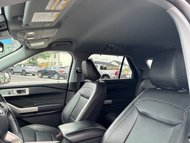 Used 2023 Ford Explorer Limited w/ Equipment Group 301A AWD/4WD image 72