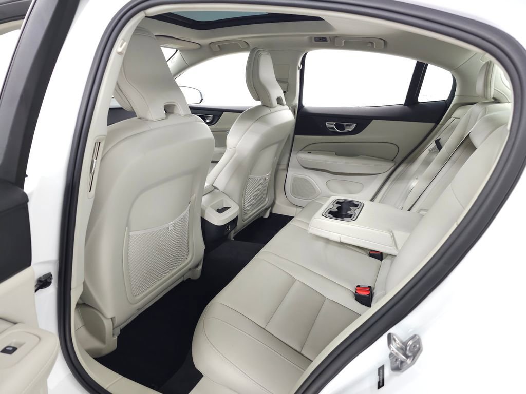 Used 2019 Volvo S60 T5 Momentum FWD image 26