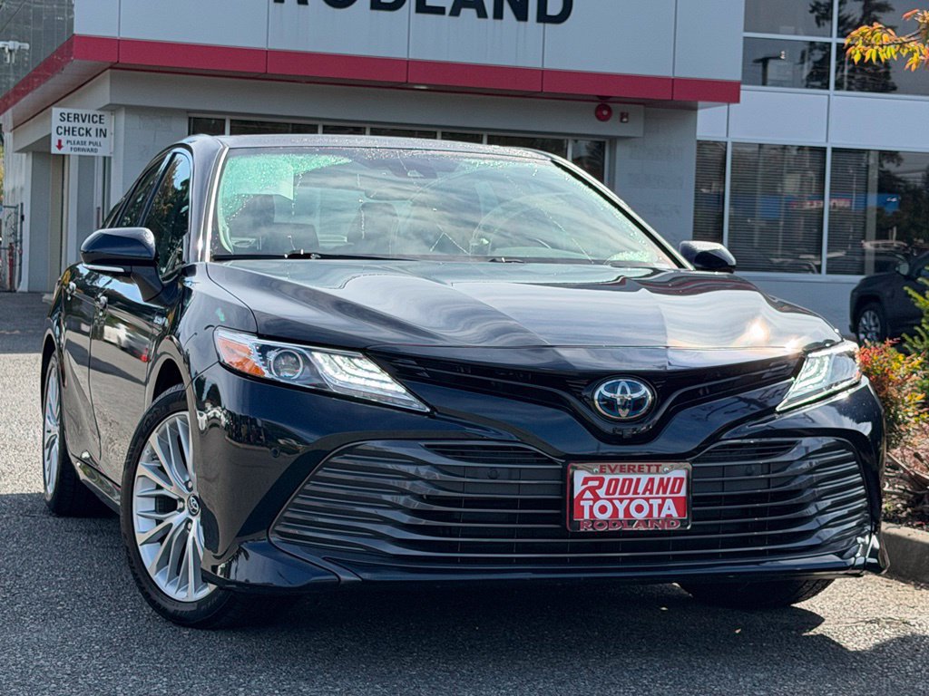 Used 2019 Toyota Camry XLE w/ Driver Assist Package FWD image 1