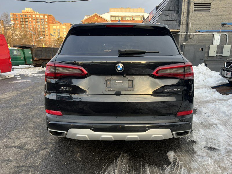 Used 2019 BMW X5 xDrive40i w/ Premium Package 2 image 10
