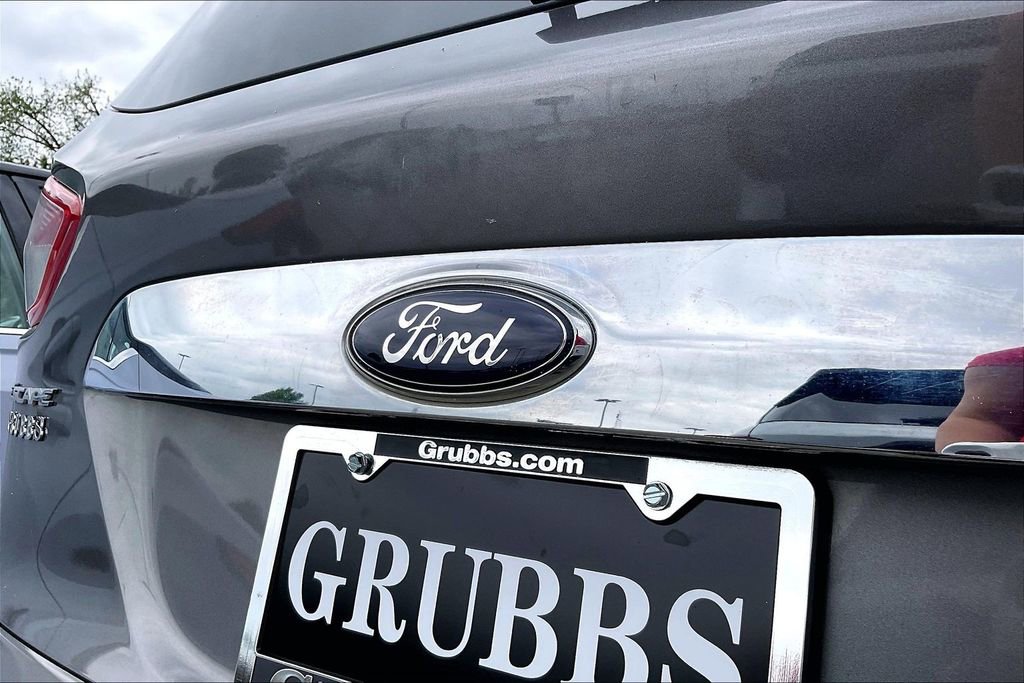 Used 2013 Ford Escape SEL image 37