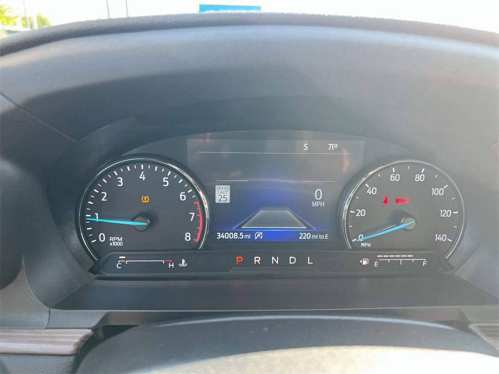 Used 2023 Ford Explorer Limited image 11