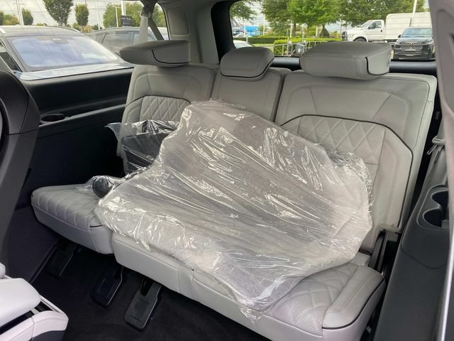 New 2027 Lincoln Navigator L Black Label w/ Black Label Special Edition AWD/4WD image 8