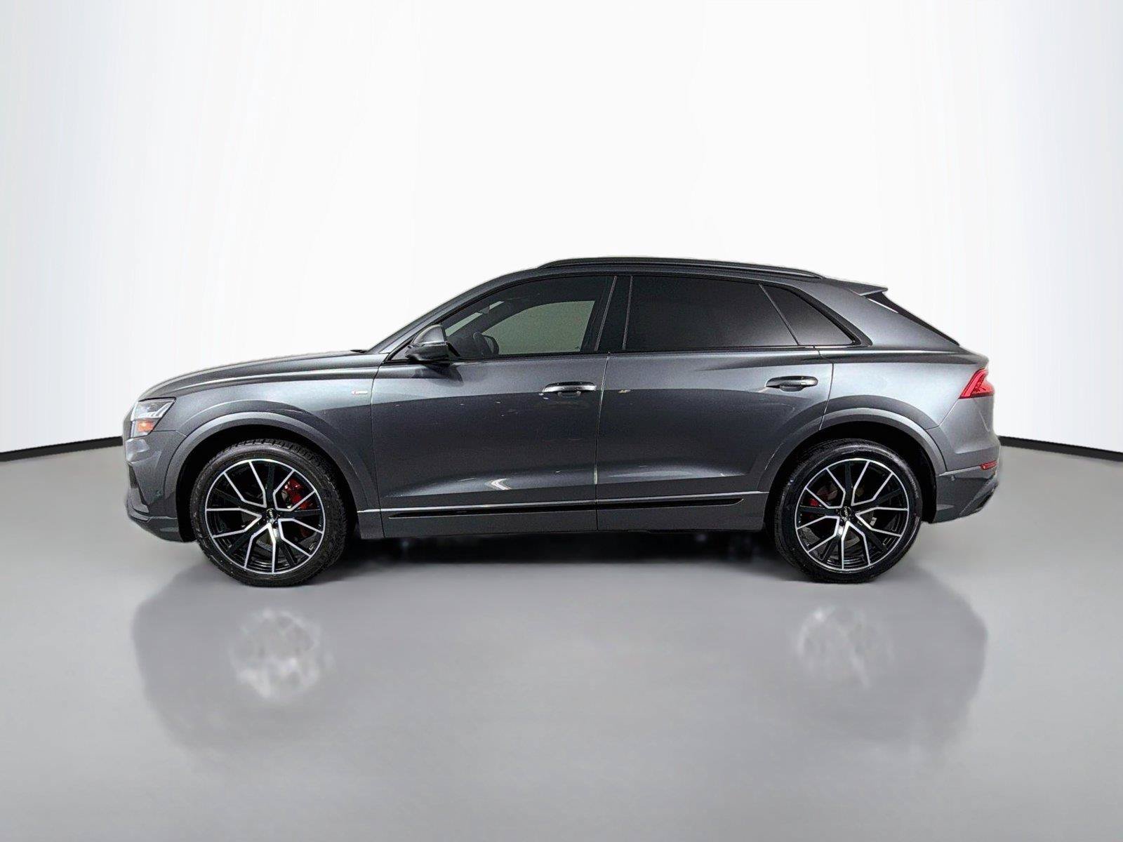 Used 2020 Audi Q8 Prestige w/ Prestige Package AWD/4WD image 8