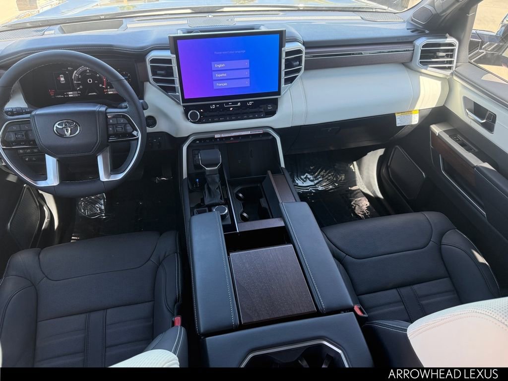 Used 2025 Toyota Sequoia Capstone image 27