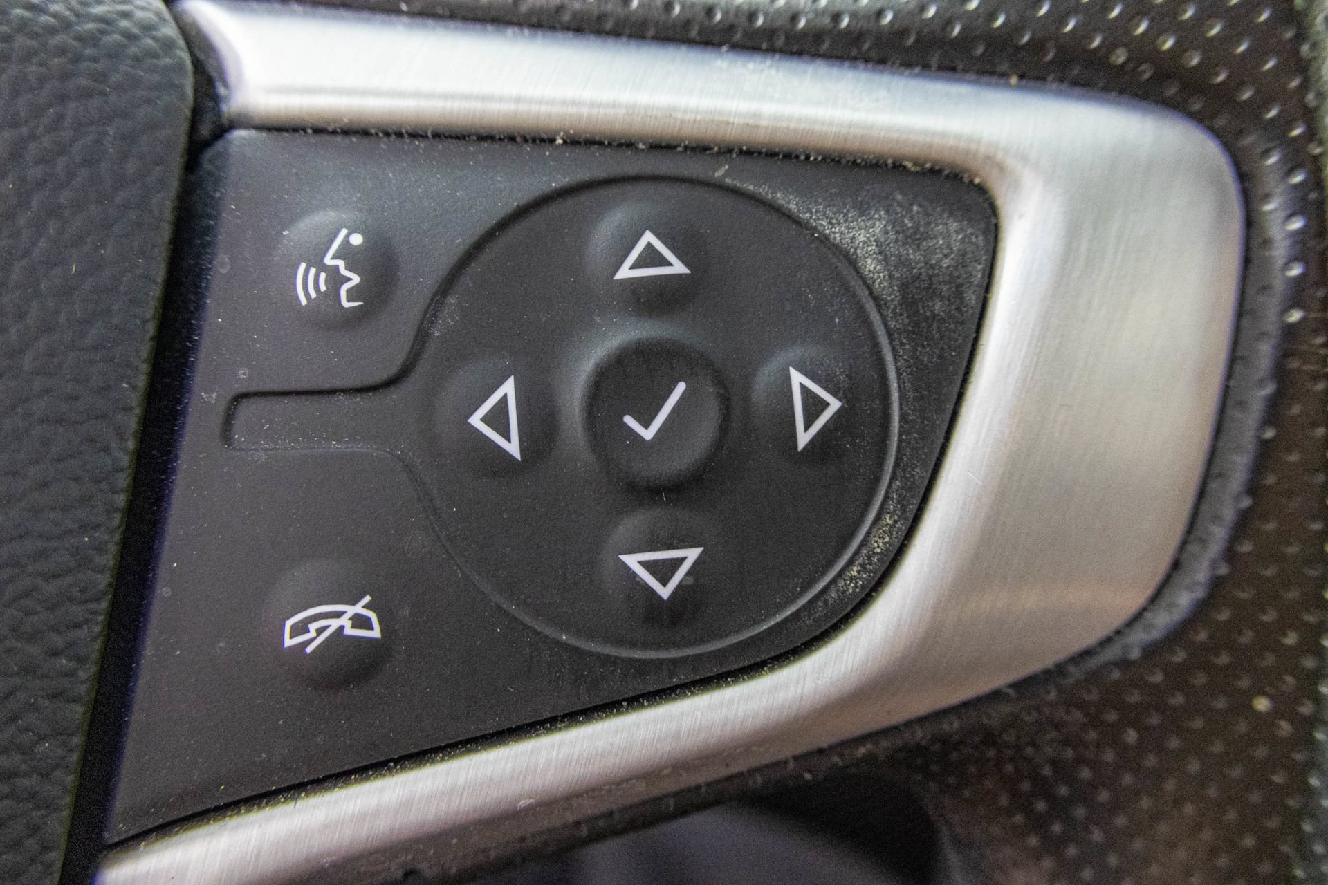 Used 2023 GMC Terrain SLE w/ Driver Convenience Package FWD image 34