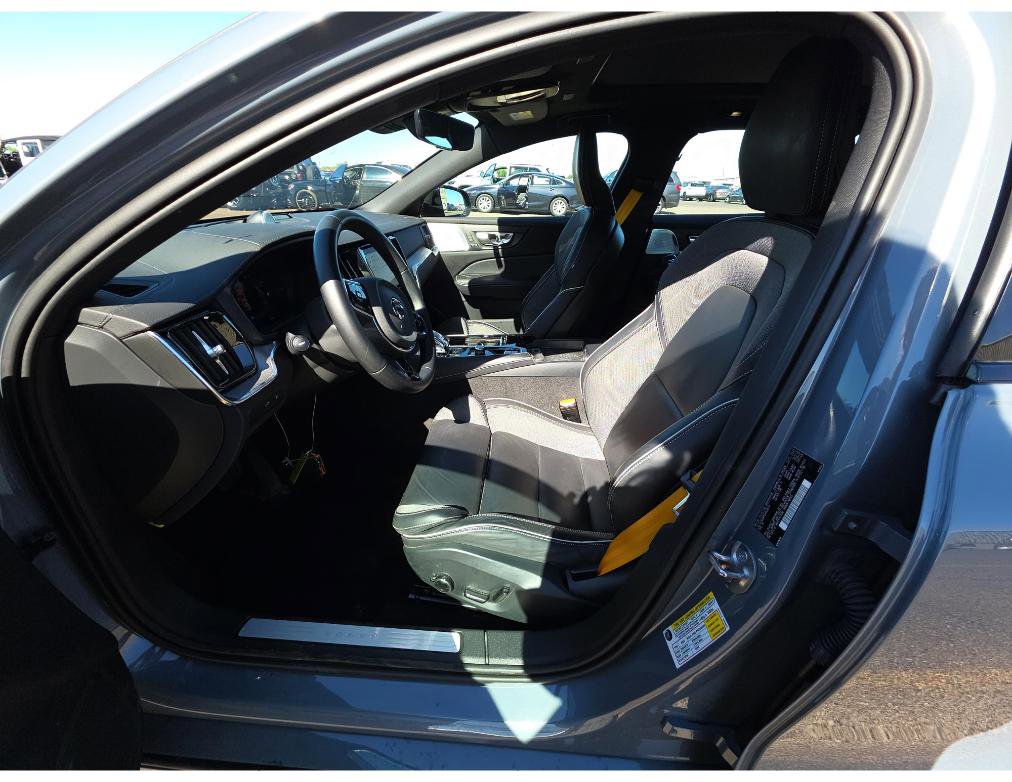 Used 2024 Volvo V60 T8 Polestar AWD/4WD image 5