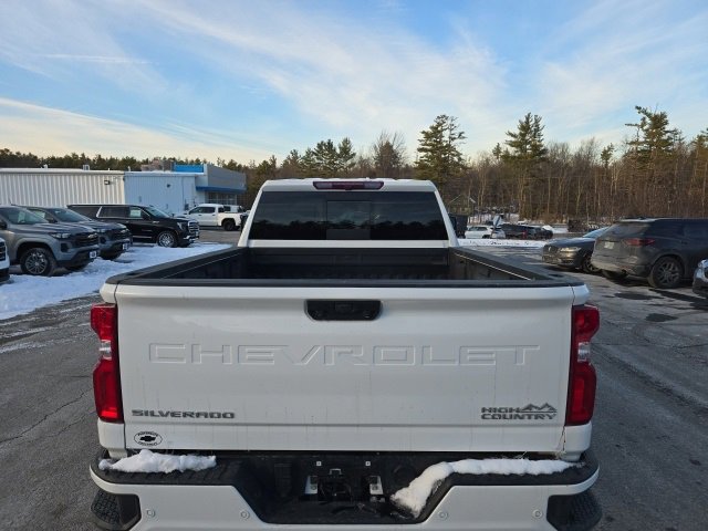 Used 2024 Chevrolet Silverado 3500 High Country image 4