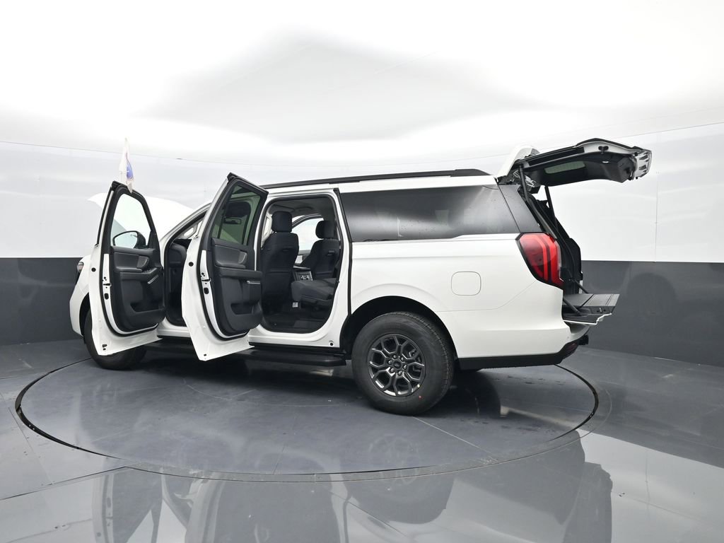 New 2025 Ford Expedition Max Active image 59