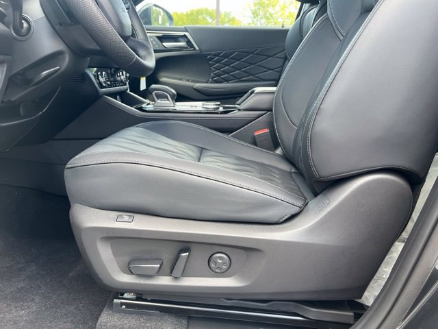 New 2026 Mitsubishi Outlander 4WD Plug-In Hybrid image 15
