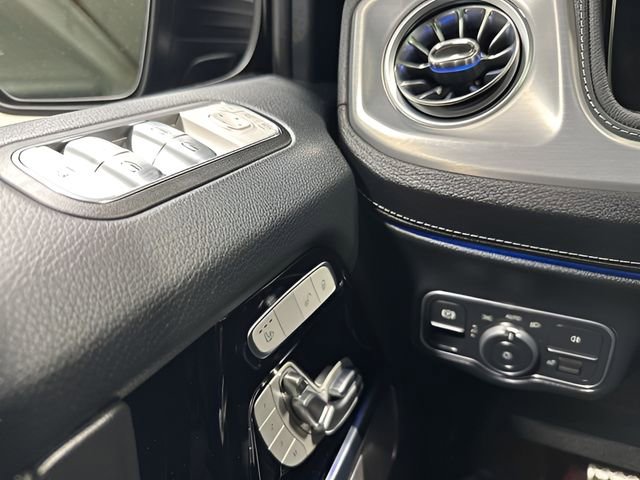 Used 2025 Mercedes-Benz G 550 image 15