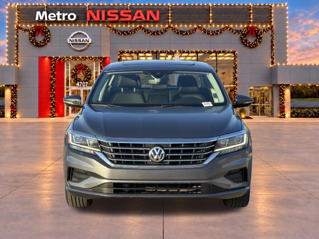 Used 2022 Volkswagen Passat 2.0T SE FWD image 3