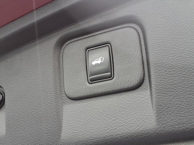 Used 2021 Nissan Murano Platinum w/ Cargo Package image 33