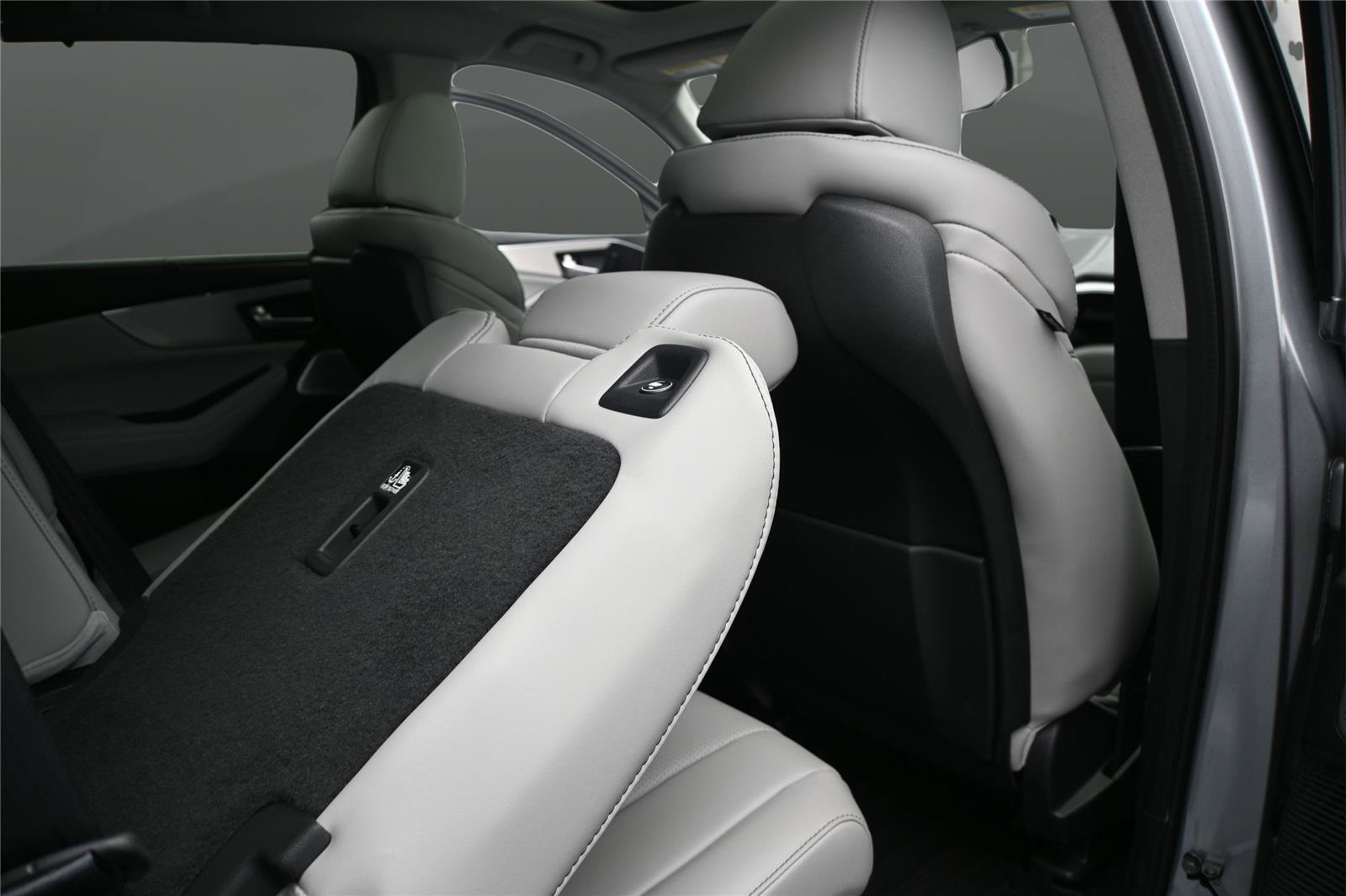 Certified 2026 Acura MDX FWD w/ Technology Package image 26