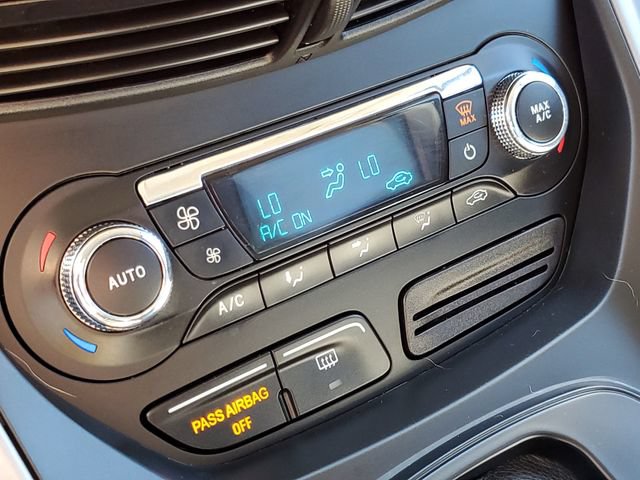 Used 2016 Ford Escape SE w/ Equipment Group 201A FWD image 21