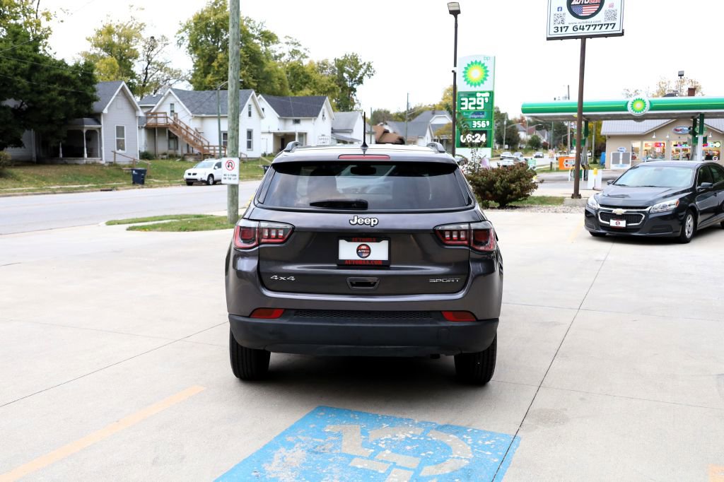Used 2018 Jeep Compass Sport AWD/4WD image 6