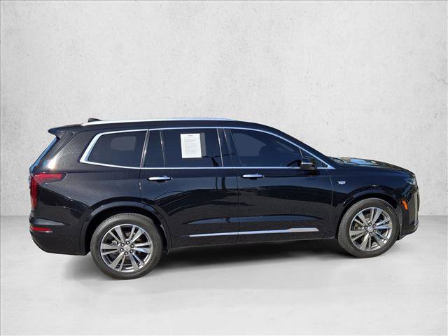 Used 2021 Cadillac XT6 Premium Luxury FWD image 4