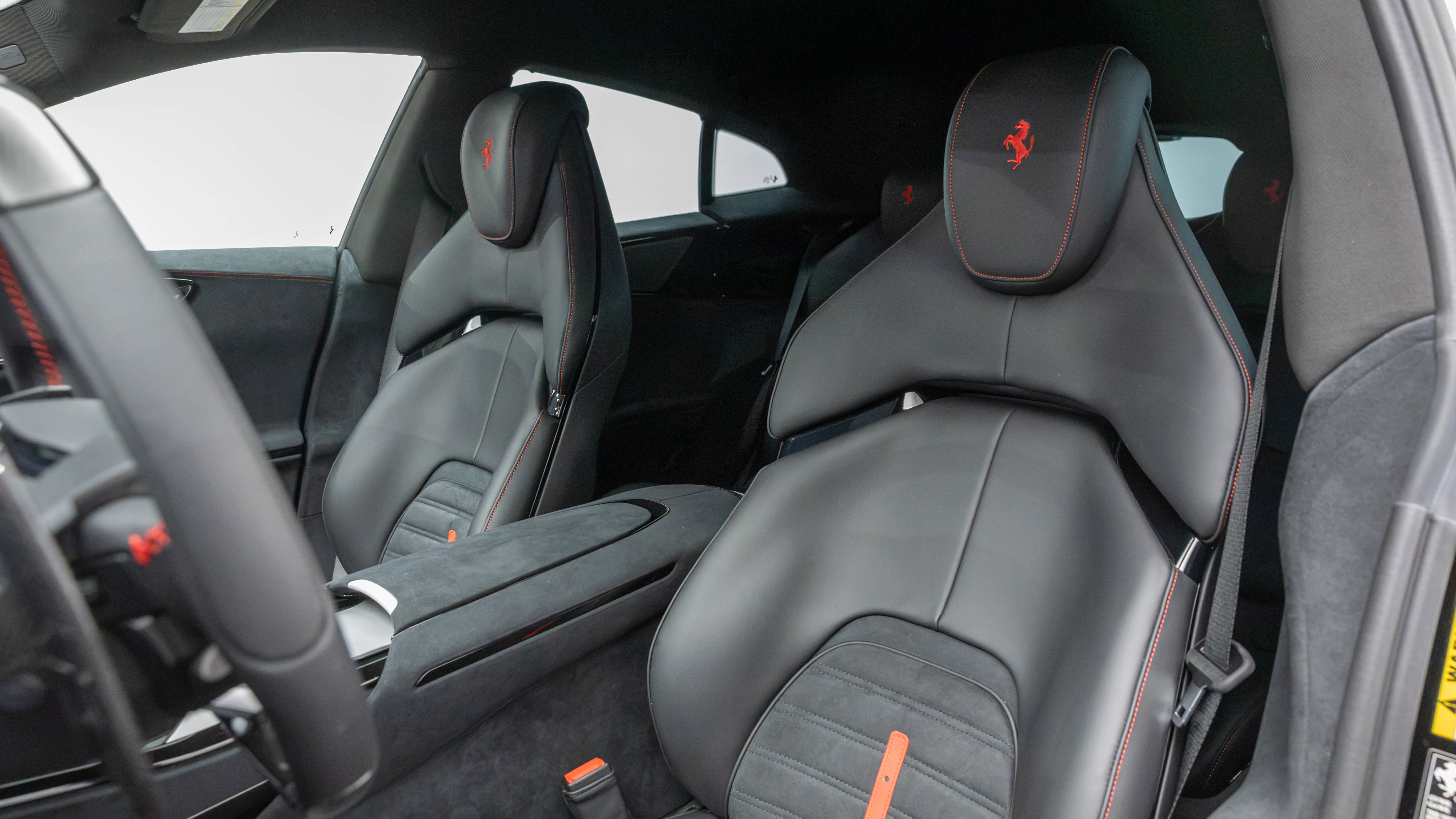 Certified 2026 Ferrari Purosangue AWD/4WD image 21