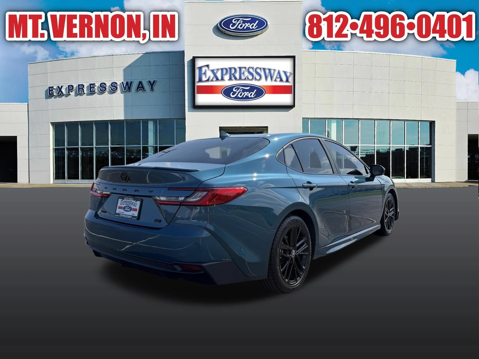 Used 2025 Toyota Camry SE FWD image 6