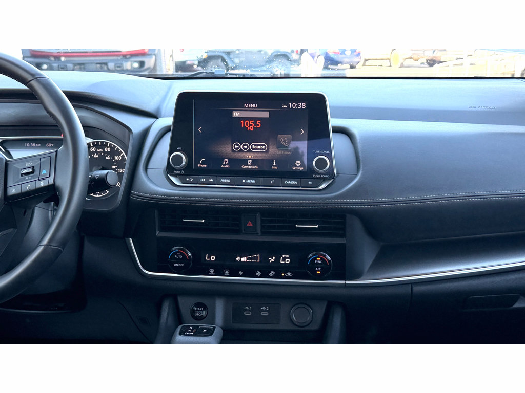 Used 2025 Nissan Rogue SV FWD image 16
